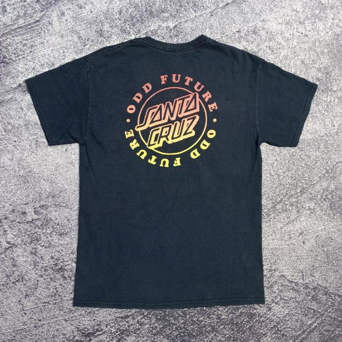 T shirt Kaos pria ODD FUTURE SANTA CRUZ hitam casual murah size M