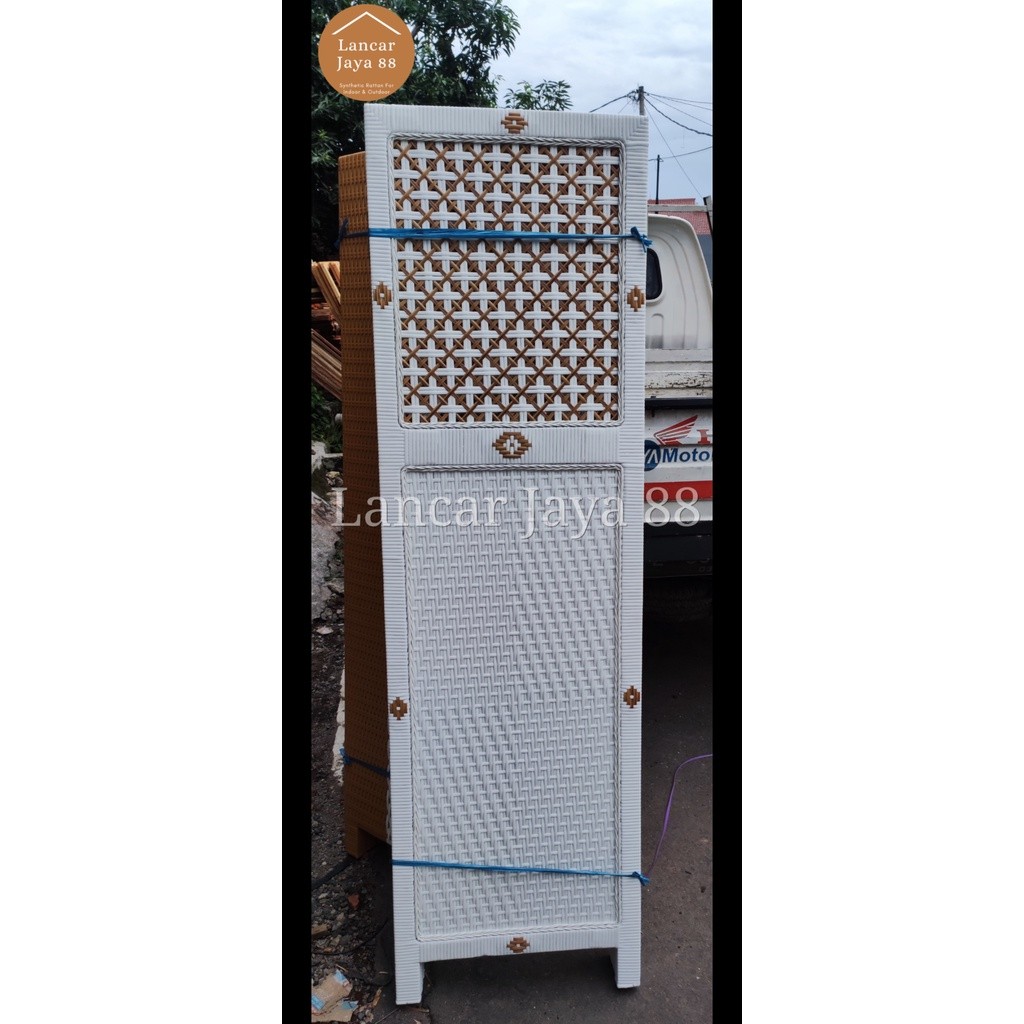 Sketsel Ruangan Rotan Sintetis 1 Panel Tinggi 170 Cm