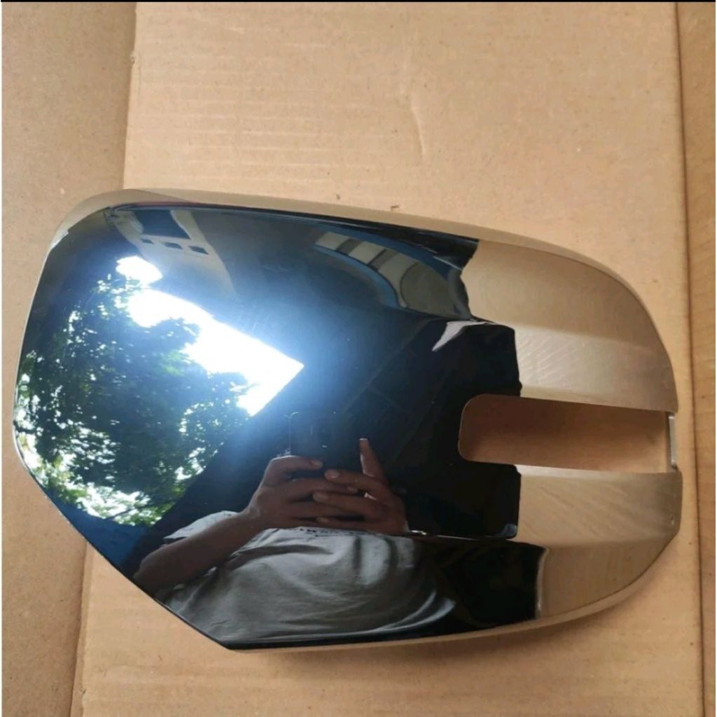 Cover spion mobil Pajero sport 2008-2015 model lampu sein