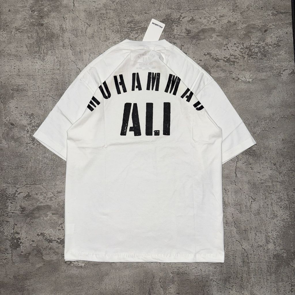HOT DEALS BAJU KAOS PULL&BEAR OVERSIZE MUHAMMAD ALI - T SHIRT VINTAGE MUHAMMAD ALI OVERSIZED WHITE