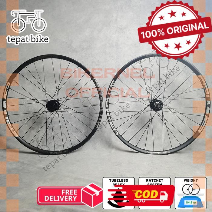 Wheelset 27.5 29 700c Strummer XC28 32H + Nautilus Rakac Ratchet 4in1 QR TA Alloy Double Wall Tubele