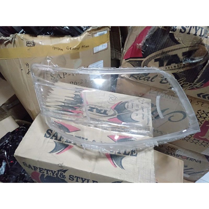 kaca mika headlamp lampu depan Daihatsu Luxio original