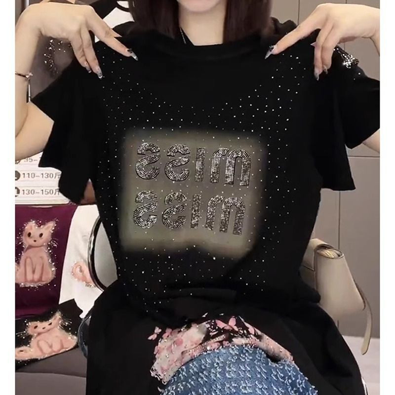 Atasan wanita baru ukuran besar bergaya Eropa dengan hiasan batu permata dan lengan pendek. T Baju K