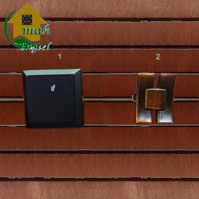 Handle Pintu Antik / Grendel Pintu Kuningan