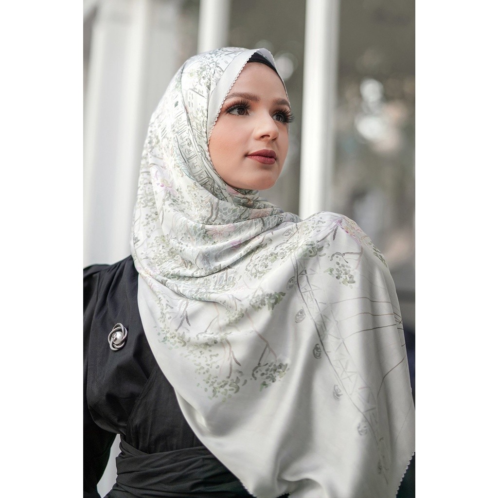 Buttonscarves The British Satin Shawl - Ash