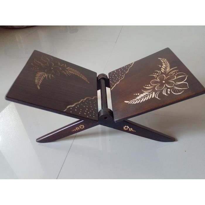 A Rekal kayu jati ukir motif bunga