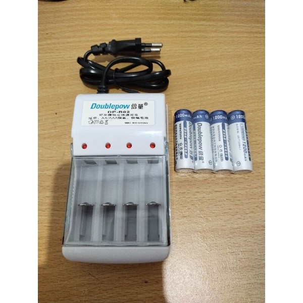 Promo Murah Battery AA 4 Pcs + Charger - Bisa Di Cas Ulang For Kamera Canon Nikon Sony Olympus Samsu