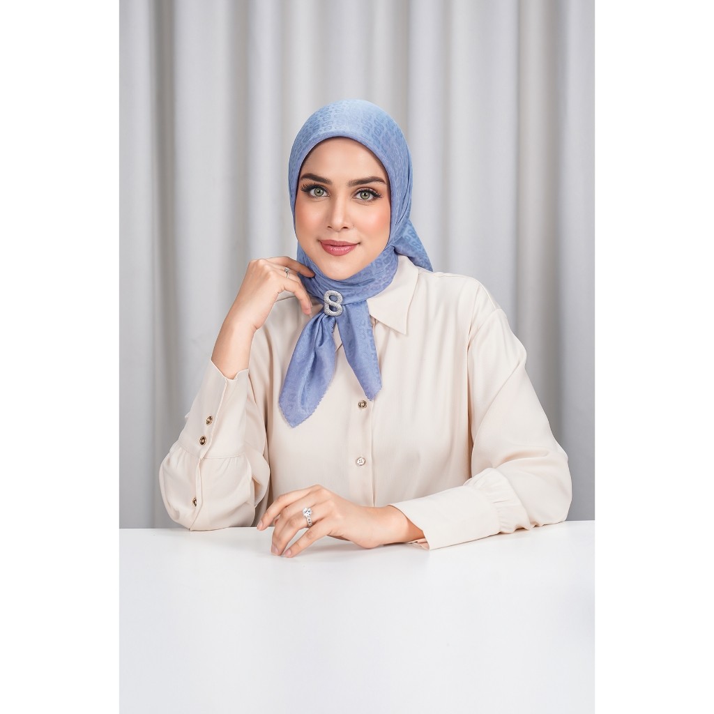 Buttonscarves Everyday Tapis Embossed 2.0