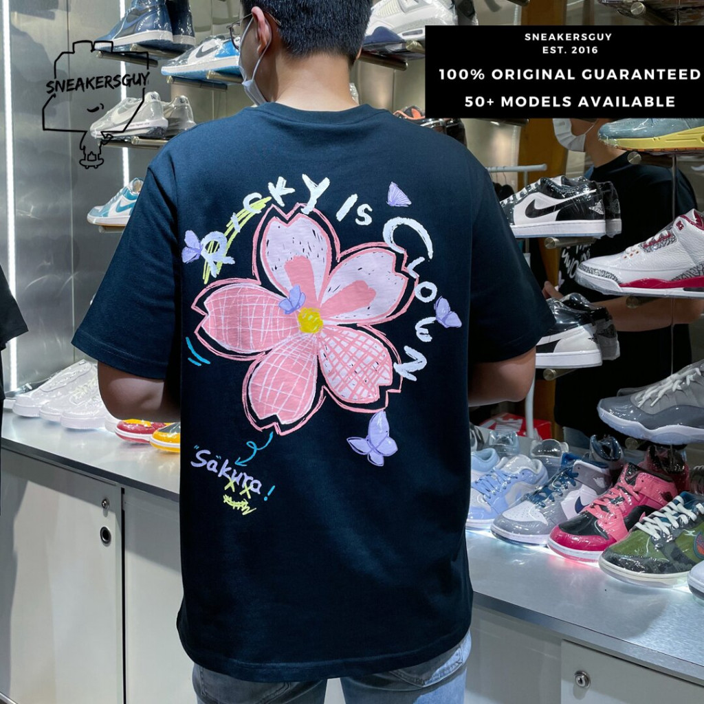HOT RIC Ricky is Clown Crayon Butterfly Cherry Blossom Sakura Black Tee