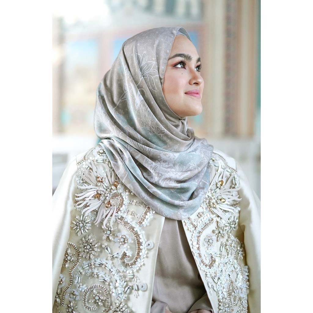 Buttonscarves Maharani Series/Twistant/Khaki
