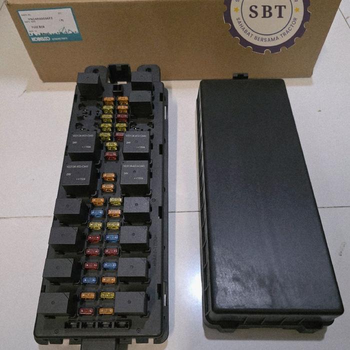 FUSE BOX SK200-10 KOBELCO + KOTAK SEKRING KOBELCO