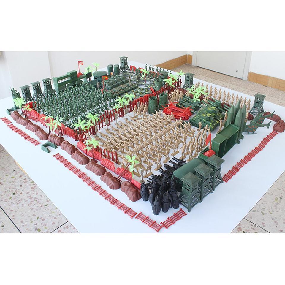 Plastic Army Men Action Figures Set Realistic Playset Army Toys Miniature Soler Figures for Pretend 