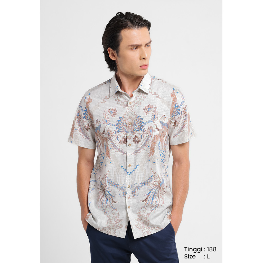 MANZONE - Kemeja Batik Lengan Pendek Pria Ringga Modern Fit - Beige