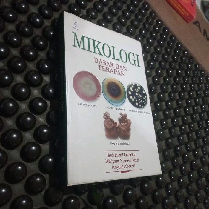 Buku Mikologi Dasar dan Terapan
