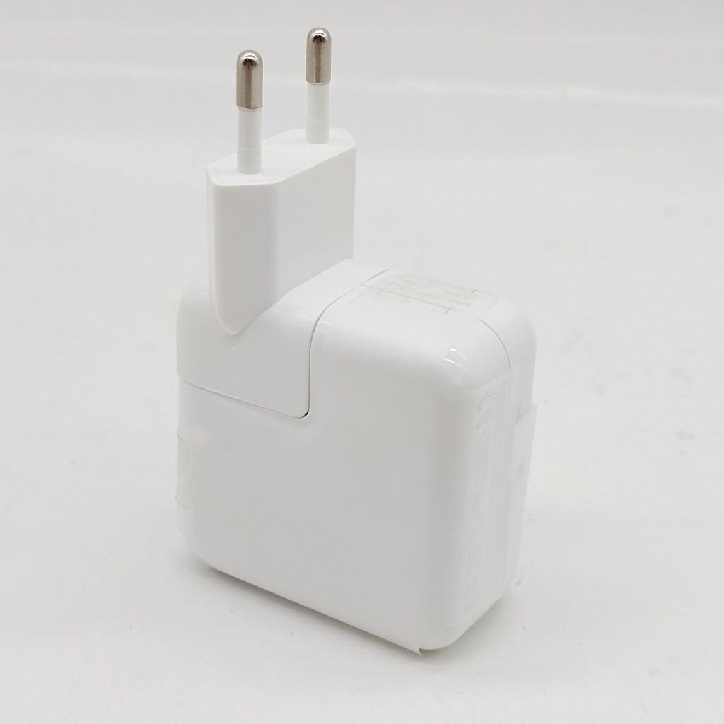 Adaptor Laptop Apple 30Watt Dus Putih  Apple Dus Putih Apple Adaptor Laptop