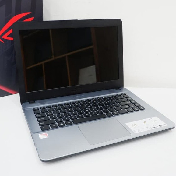 Laptop asus vivobook Go Asus x441BA Amd A4 9125 Radeon R3 Laptop GAMING