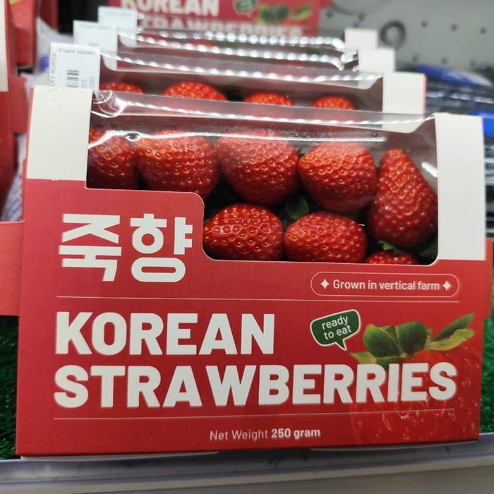 Strawberry korea manis - strawberry manis korea fresh 250 grm