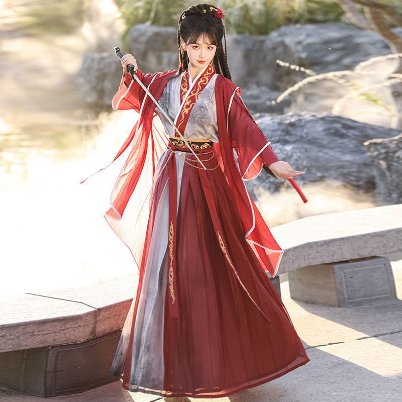 Set kostum Hanfu untuk pria dan wanita Rok setinggi pinggang cocok untuk pertunjukan dan pemotretan.