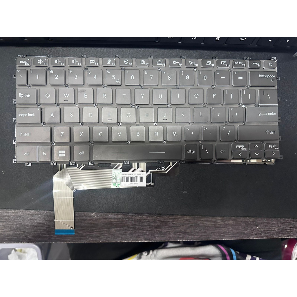 Tyche KEYBOARD MSI MODERN 14 C5M C12M C12MO C13M C5M C7M 14-C11M 14-C12M 14-C13M BLACK BACKLIGHT BAC
