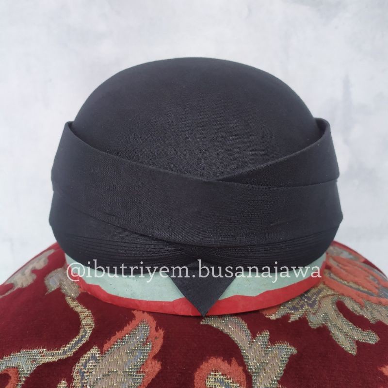 Blangkon Cekok Mondol Alusan Hitam Polos