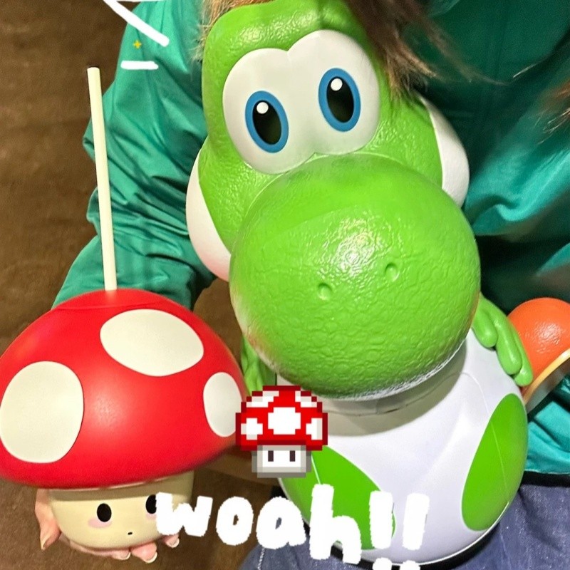 Universal Stuos pired Mario Galaxy Movie Popcorn Bucket - Yoshi Luma Light Up Collectible Universal 