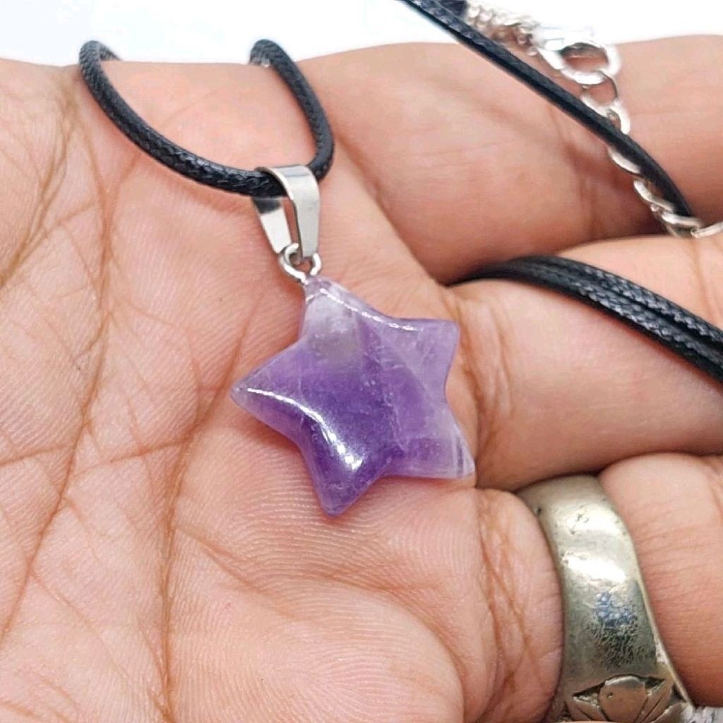 Kalung liontin kecubung ungu motif bintang /amethies natural