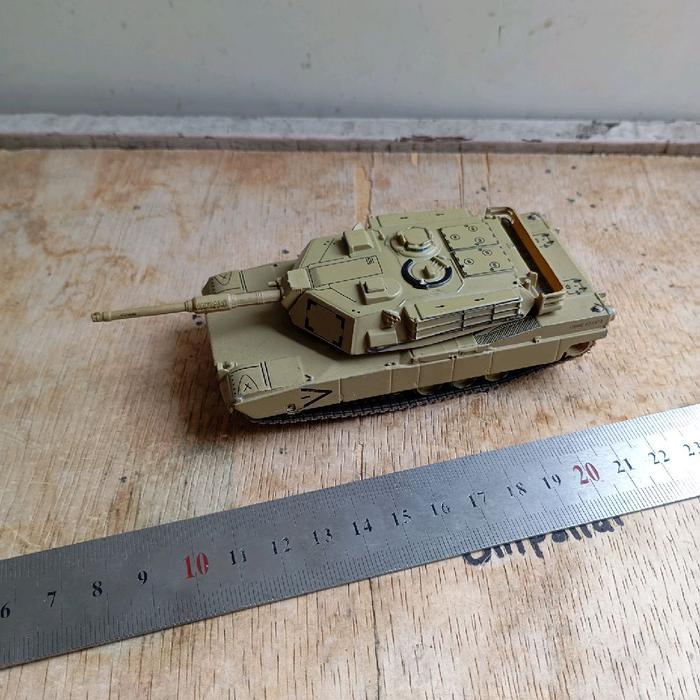 miniatur diecast kendaraan tank tempur GG99