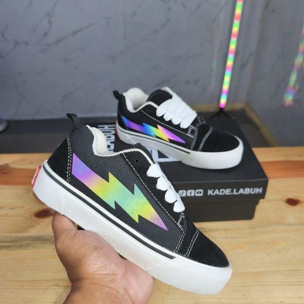 Promo  SEPATU ANAK MENYAL REFLEKTOR SEPATU ANAK ANAK LAKI DAN PEREMPUAN SEPATU ANAK TERBARU SEPATU S