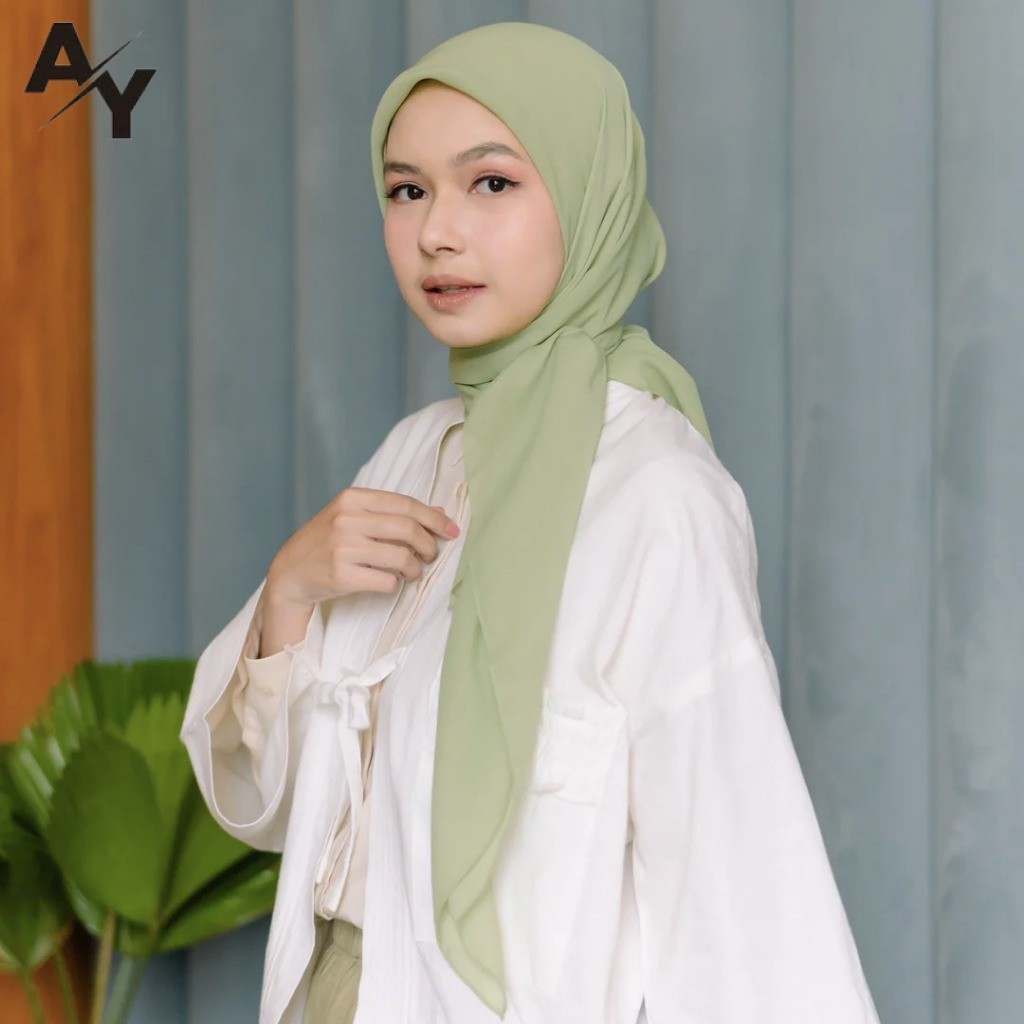 hijab bella square premium adem anti lecek bahan halus mudah dibentuk kekinian wanita / Hijab Segiem