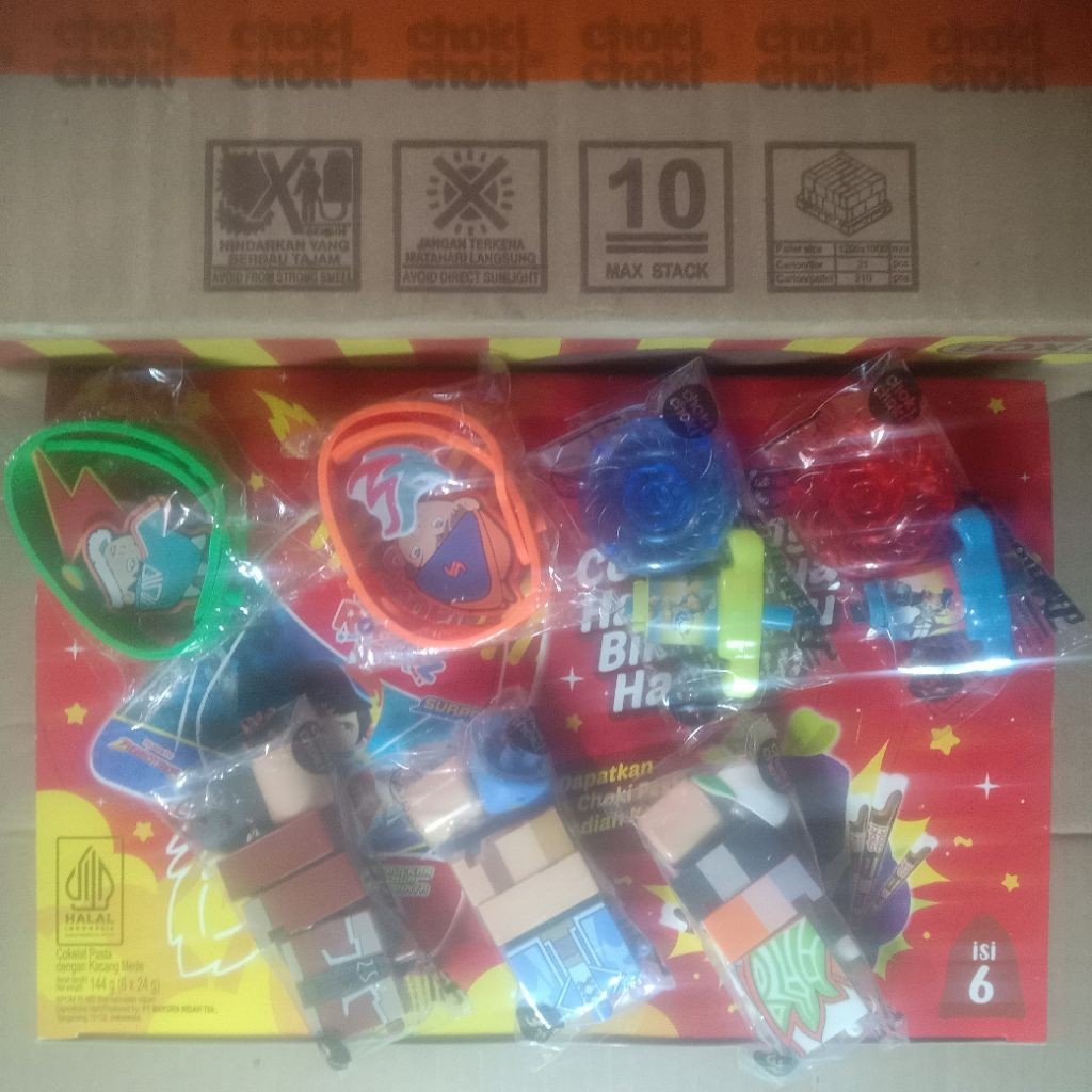 Hadiah Keren di dalam Choki Choki Rocketz Surprise
