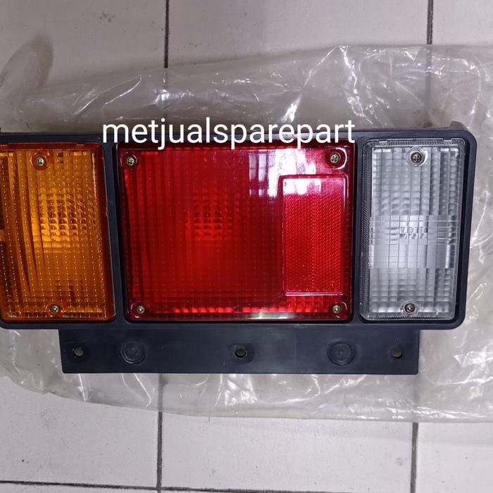 lampu stop lampu belakang rem isuzu elf sebuah