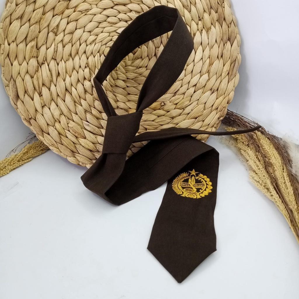 Dasi Pramuka Bordir Coklat Panjang