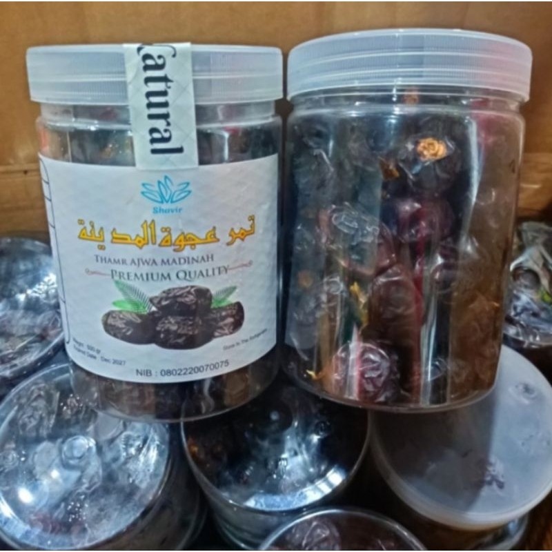 Ajwa Madinah Kurma Toples 500 gram