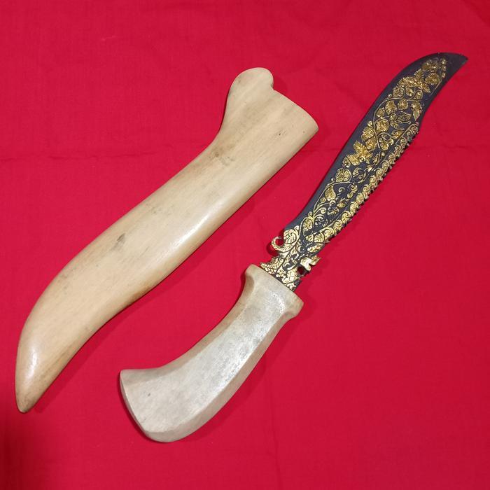 QA Wedung Naga Siluman Pamor Keleng Kinatah Kamarogan  Emas Alusan