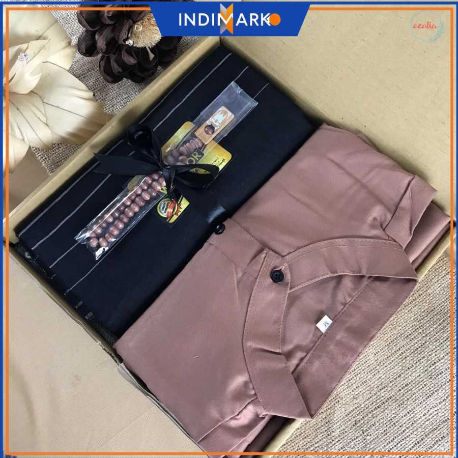 Hampers Gift Box Cowok Cakep Baju Koko + Sarung Kado Cowok Kado Ulang