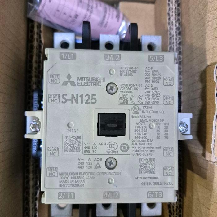 KONTAKTOR MITSUBISHI S-N125 SN125 SN-125 220V ORIGINAL