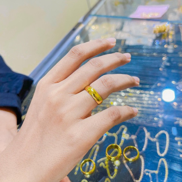 cincin tunangan polos Lapis Emas 24krt Crum Emas Muda  6 gram Cincin Cewek Replika Premium Gold