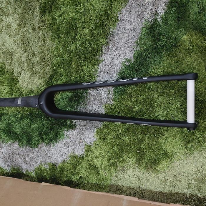 FORK MOSSO CARBON TA 12 100 GRAVEL ROAD BIKE GARPU SEPEDA