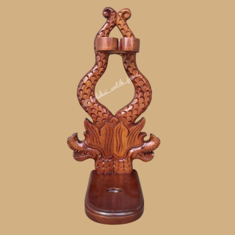 Seken Tempat Keris / Stand Keris Naga Kembar