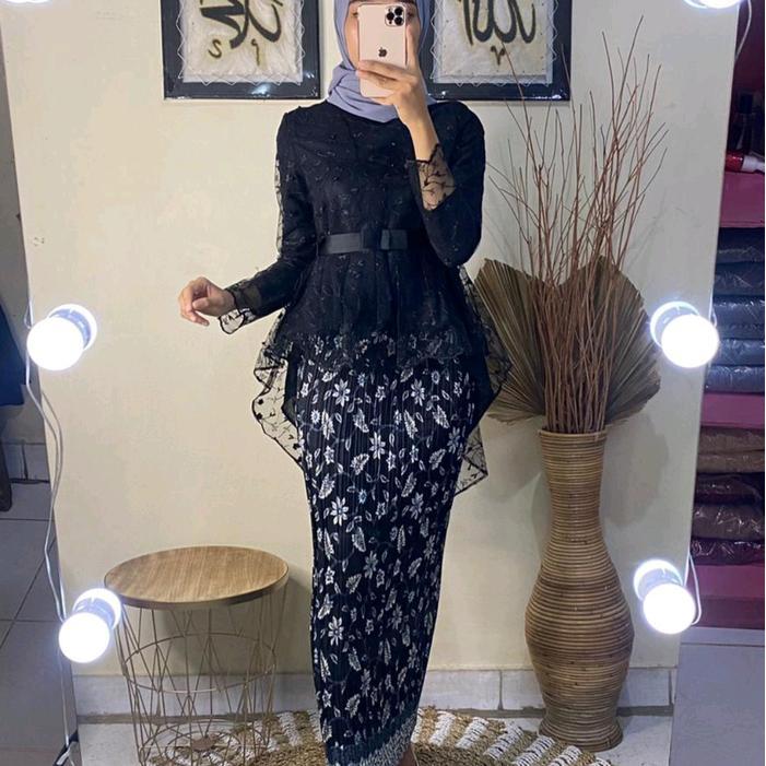 Setelan Kebaya Aurora Tille Modern / Kebaya Wisuda Kekinian Termurah - Setelan Hitam, M