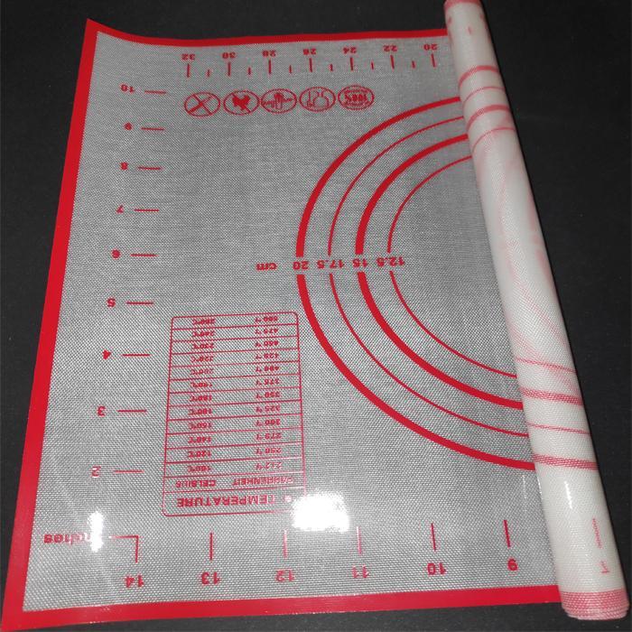 Non-Stick Silicone Baking Mat (40 x 60 CM) - Merah