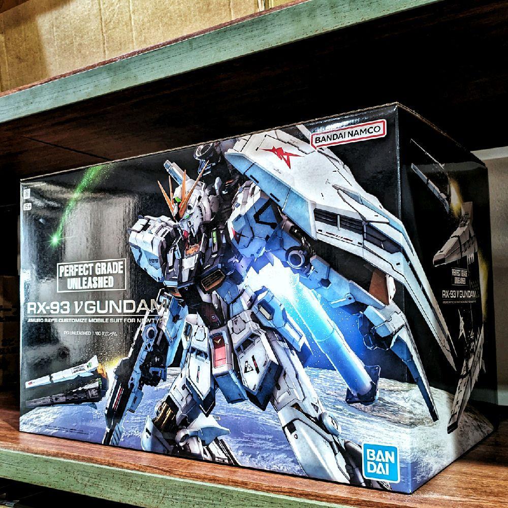 Perfect Grade PG Unleashed RX-93 Nu Gundam
