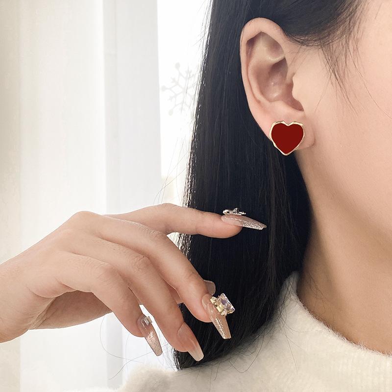 Anting Wanita Elegant Korea Red Heart Desain Elegan Warna Merah Bentuk Hati Gaya Korea Cocok Untuk B
