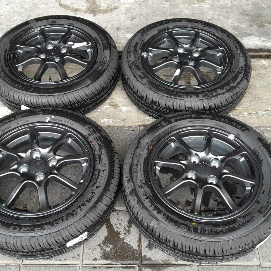PAKET VELG DAN BAN BEKAS MOBIL OEM COPOTAN AGYA + 175 65 14 90%