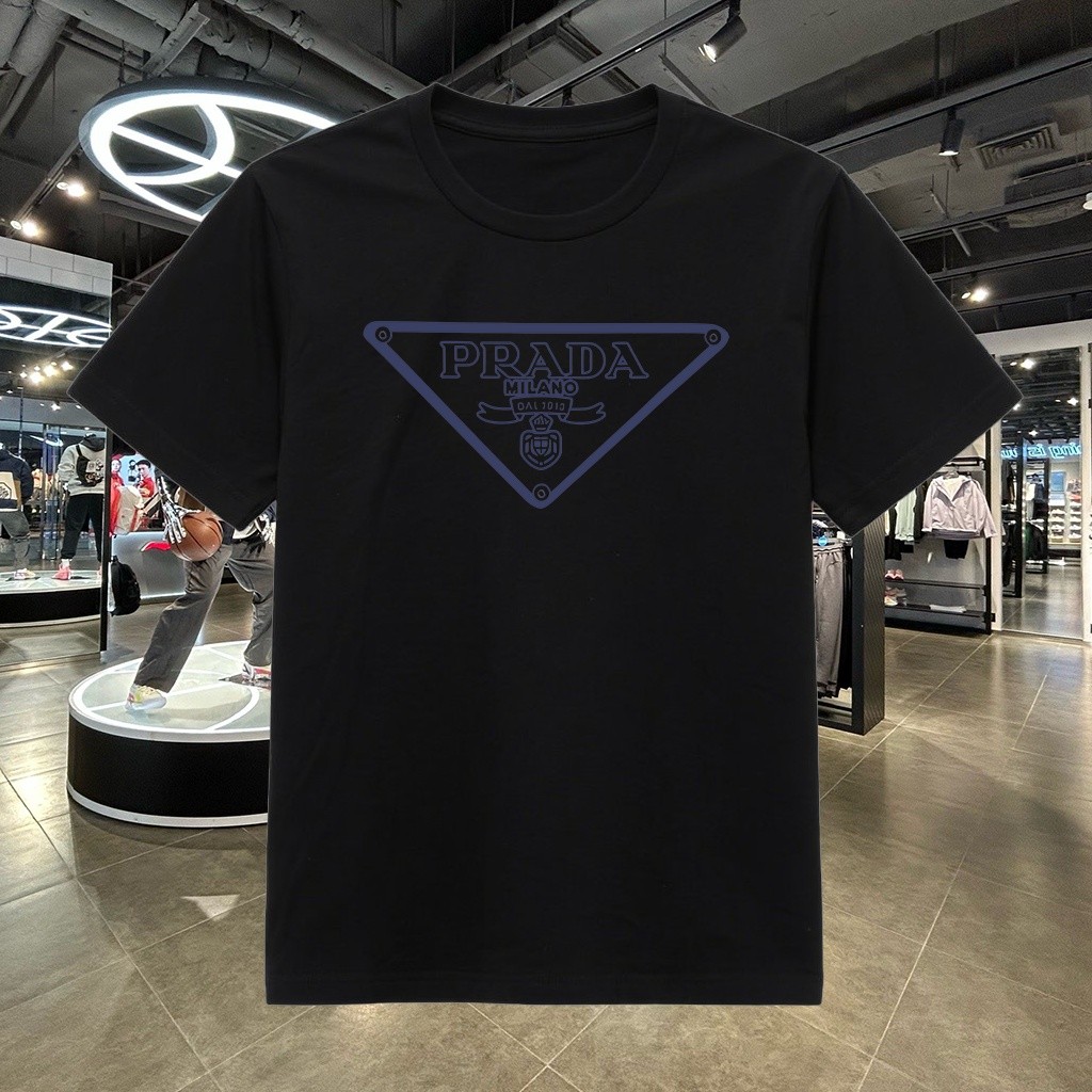 Kaos Prada Milano Simple Elegant Look Baju Kaos Pria Mudah Mix and Match Outfit Harian Keren Premium