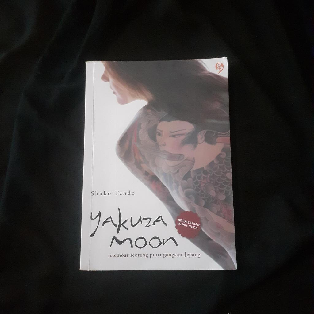 Yakuza Moon - Memoar Seorang Putri Gengster Jepang
