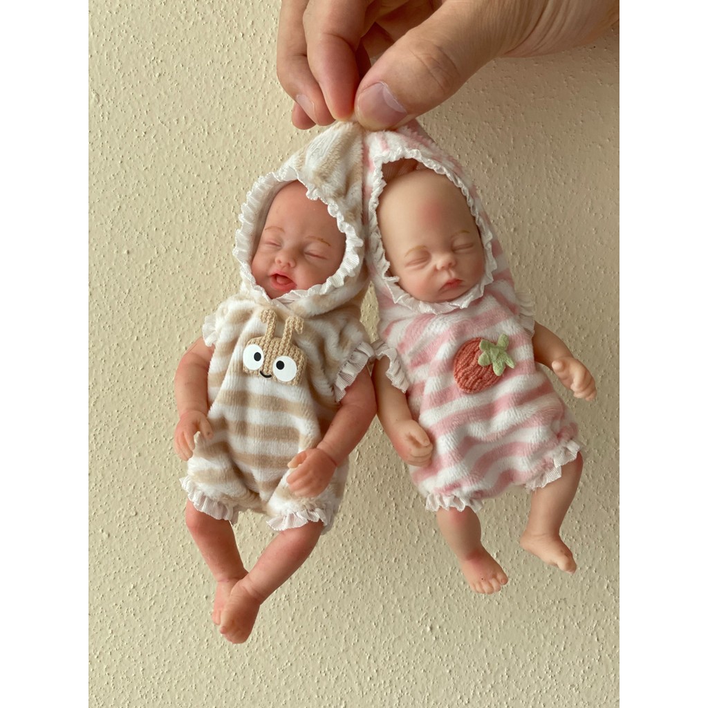 OtardDolls 1 Pc Lifelike Mini Silicone Reborn Doll Handmade Bebe Newborn Doll Girl For Birthday Gift