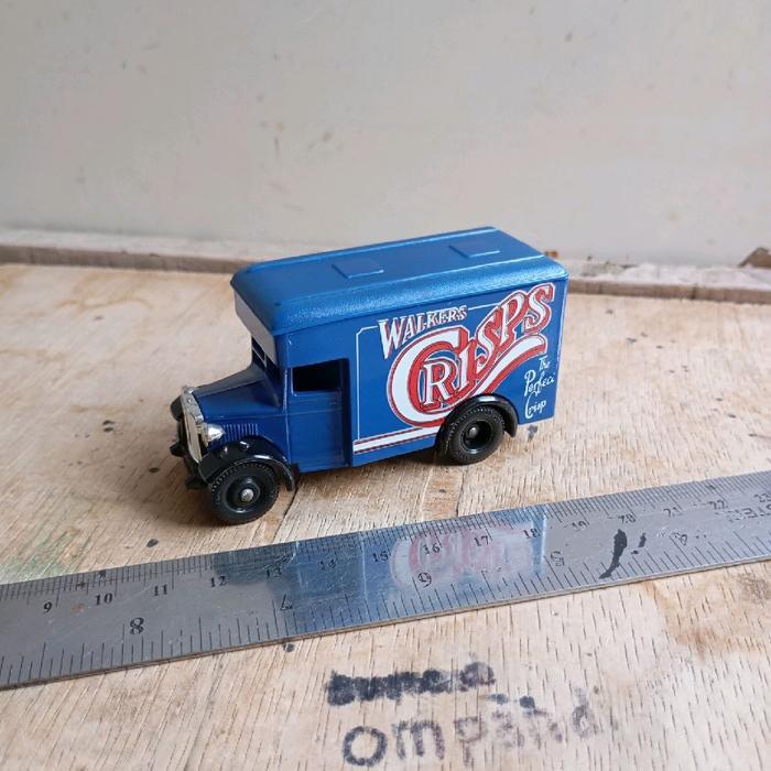 diecast Lledo mobil van made in england GG99