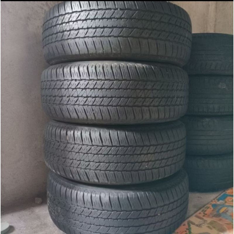 Ban Mobil Ring 18 Ukuran 265/60-18 Merek Bridgestone Tubles