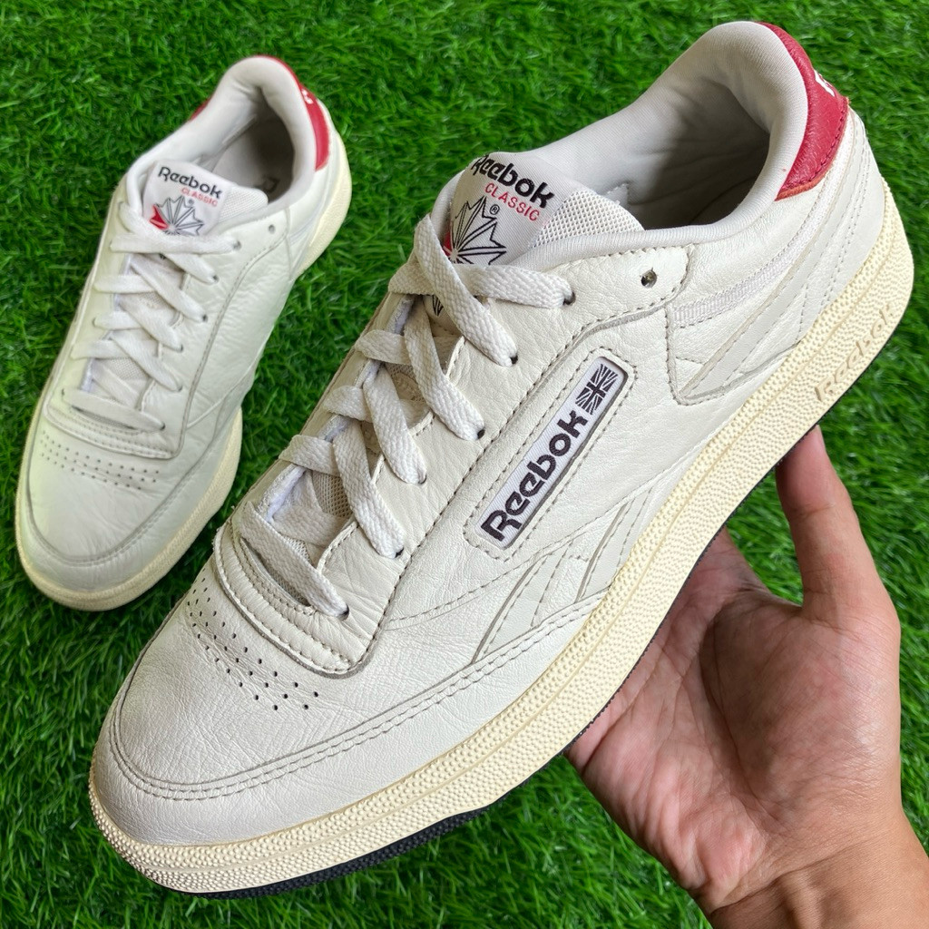 Sepatu Reebok Classic Club C 85 Vintage Leather sneakers ukuran 43